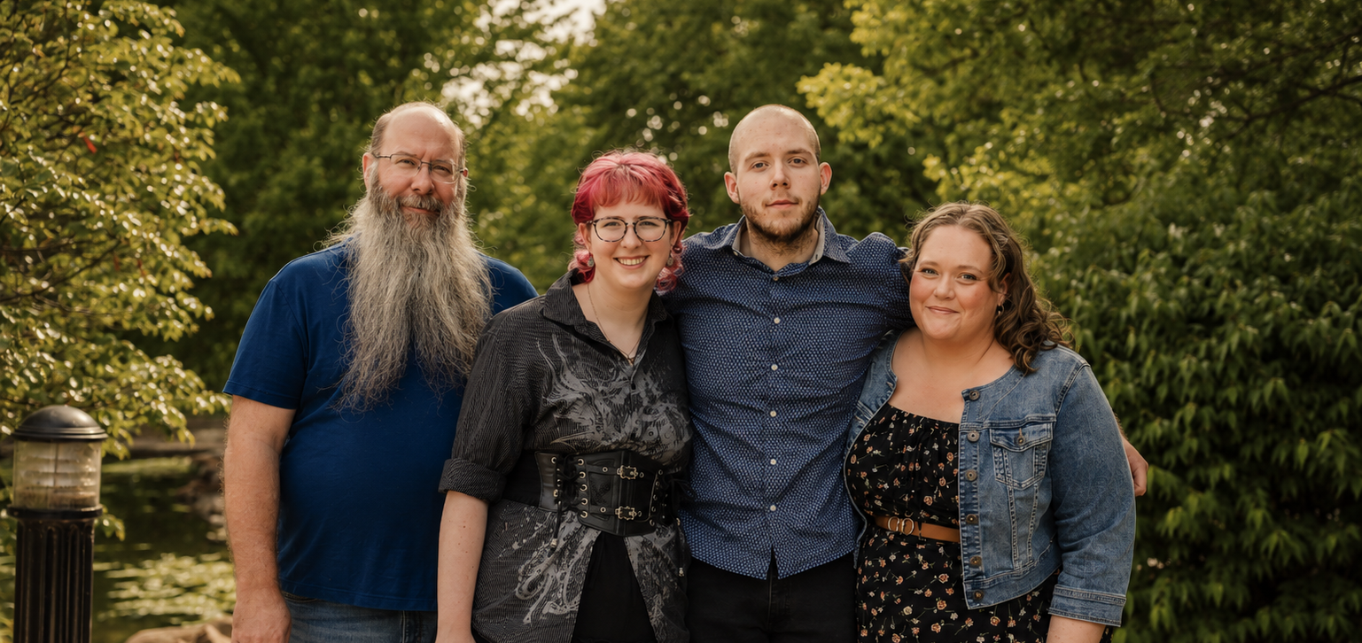 Delightful Digits family bookkeepers Jason and Tracy with their family – Wichita KS bookkeeping services
